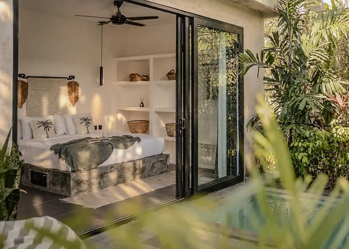 Stylish 1br Lima Villa Uluwatu (Bali)